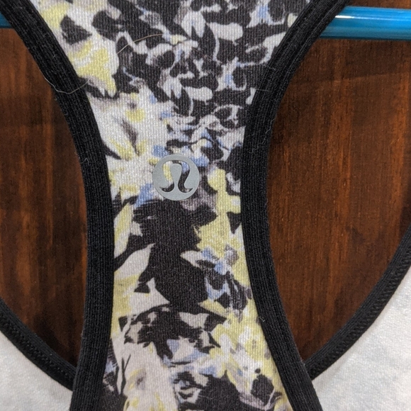 Lululemon Top - Picture 3 of 3